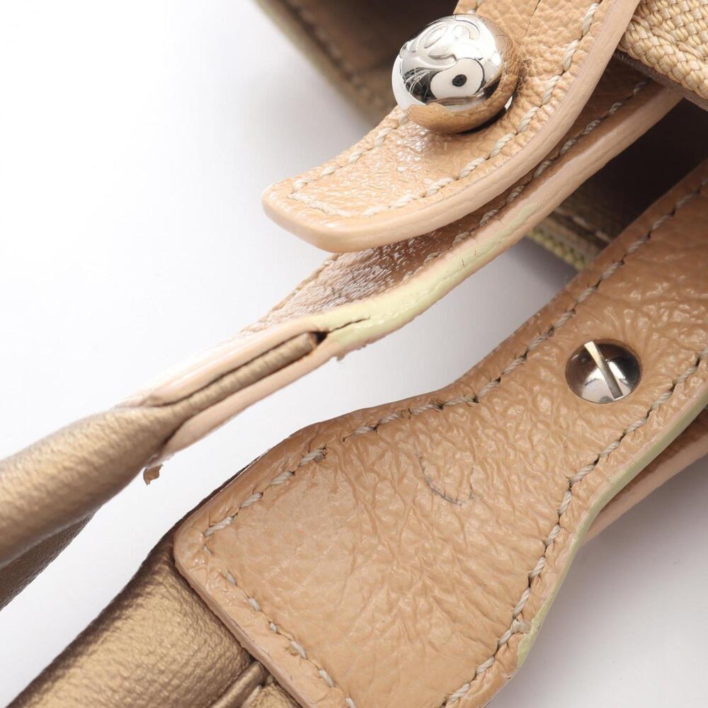 CHANEL Cream Leather Tote Bag - Picture 9 of 12